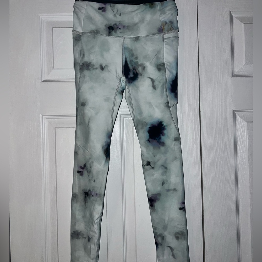 Multi-colored Calia essential leggings